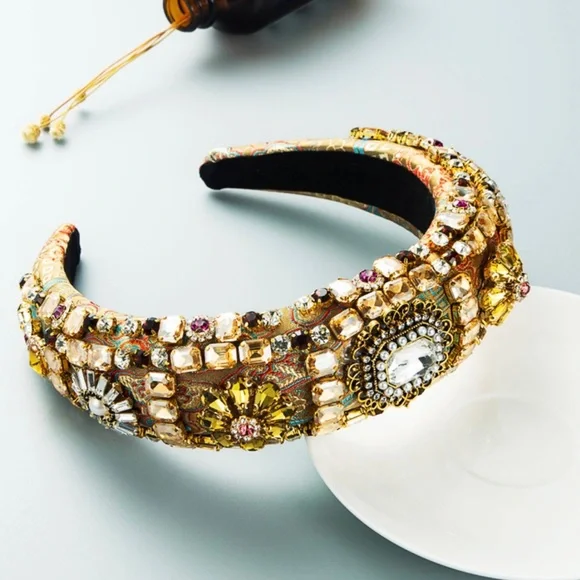 New Pink Handmade Embroidery Glamorous Beads, Gems and Pearls Quality Headband - Picture 2 of 6